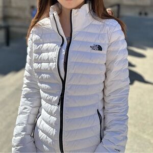 the north face 700 white puffer